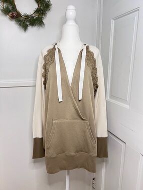 Evy's Tree The Sharon Beige Lace Thumbhole Pullover Hoodie NWT